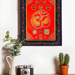 Hawai Black & Red OM Gold Foil Plated Wooden Wall Photo Frame-image-6