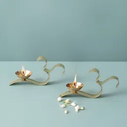 Nestroots Gold Toned 2 Pieces Textured Diyas-image-17