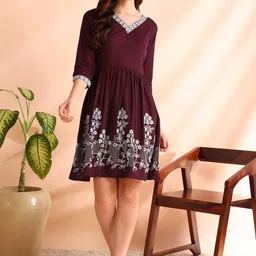 hiva trendz Women Fit and Flare Maroon Knee Length Dress-picture-5