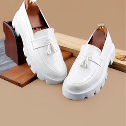 Bxxy Men Textured Heeled Tassel Loafers-image-24