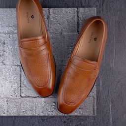INVICTUS Men Textured Round Toe Formal Loafers-image-43
