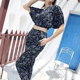 StyleCast X SERA Printed Top with Trousers Co-Ords-picture-26