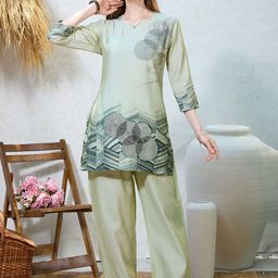 NIGHT FLOSS Printed Round Neck Tunic & Palazzo Co-Ords-image-50