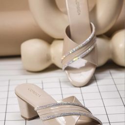 CORSICA Synthetic Patent Cream Heels-48