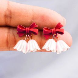 DressBerry Tulip Quirky Studs-image-96