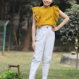 Cutiekins Girls Self Design Sleeveless Top With Trousers-16