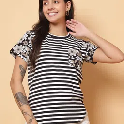 God's Club Women Striped Monochrome Pockets T-shirt-picture-12