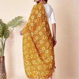 EBADAT Printed Mustard Cotton Dupatta image 5