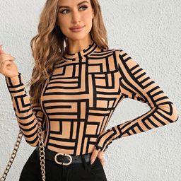 VANGULL Printed Fitted Top-picture-36