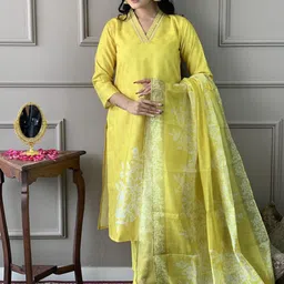 PEENGAX Women Floral Printed Cotton Kurta with Trousers & Dupatta-image-94
