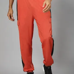 HRX by Hrithik Roshan Men Colourblocked Mid-Rise Sports Cargo Track Pant-image-40