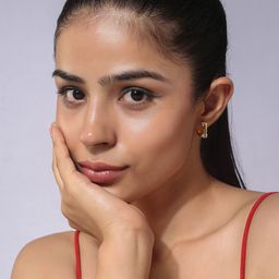 MINJI AND CO. Gold-Plated Artificial Stones Studded Square Hoop Earrings-image-32