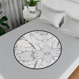 Aura 2-Pcs Grey & Black Abstract Printed Round Table Placemats image 3