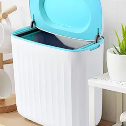 The Better Home White & Blue Hanging Dustbins With Lid- 8 L-10
