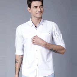 Men Slim Fit Solid Cut Away Collar Casual Shirt-image-48