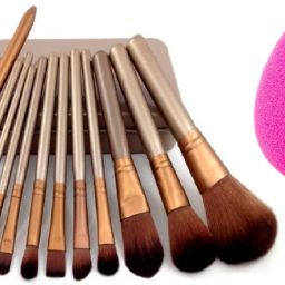 Naked3 Makeup Brush Set With Beauty Blender Sponge-image-30