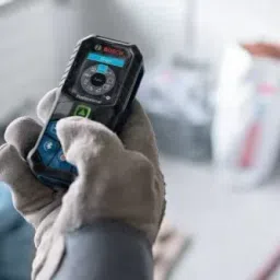 bosch GLM 50-23 G 50M Range Laser Distance Meter with Color Backlit Display Non-magnetic Engineer's Precision Level image 4