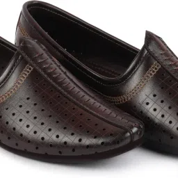 Laser Cut Design Stitched Ethnic Party Slip On Juttis and Mojaris For Men-image-12