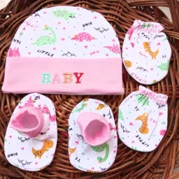diptchy enterprises Baby Cap, Mitten & Booties Set For 0-6 Months image 2