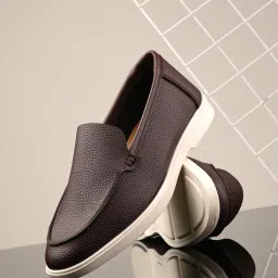Roadster Men Brown Faux Leather Casual Slip On Loafers Loafers For Men-image-49