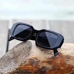 UV Protection Wayfarer Sunglasses (50)-picture-24