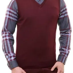 Men Solid V Neck Maroon Sweater-image-20