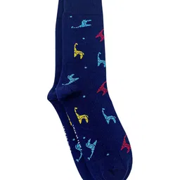 Mint & Oak Men Navy Blue & Pink Origami Giraffe Patterned Anti-Microbial Calf-Length Socks-5
