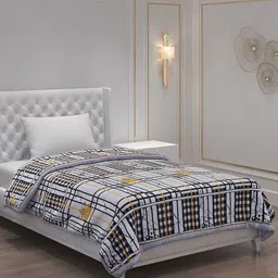 Monte Carlo Grey & Black Geometric AC Room 120 GSM Single Bed Comforter-image-48