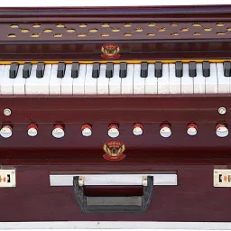 H19-FM 3.5 Octave Hand Pumped Harmonium-11