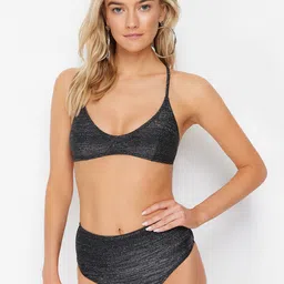 Trendyol Mid Rise Basic Briefs 1016908428-image-93