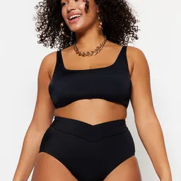 Trendyol Mid-Rise Hipster Briefs-image-57