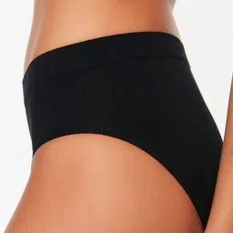 Trendyol Pack Of 2 Mid-Rise Basic Briefs 837862986 image 5