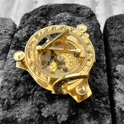 maharana vintage star Sundial with compass Compass image 3
