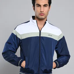 Men Textured Quilted Jacket-image-23