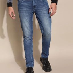 Men Tapered Fit Mid Rise Blue Jeans-image-54