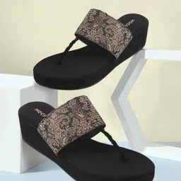 mochi Women Wedges Sandal-picture-43