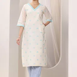 Libas Off White Floral Embroidered V-Neck Thread Work Straight Kurta-8