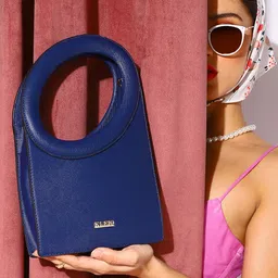 KLEIO Structured Handheld Bag image 1