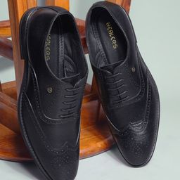 Liberty Men Textured Perforated Formal Brogues-picture-6