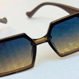 UV Protection, Toughened Glass Lens, Polarized Over-sized, Rectangular, Retro Square, Cat-eye Sunglasses (Free Size)-image-4