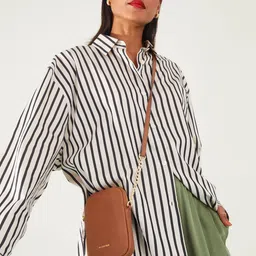 Accessorize Textured Structured Phone Bag image 4