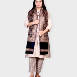 Allure Motifs Polyester Wool Blend Woven Men, Women Shawl-image-27