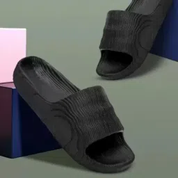 dee rook Men Slides image 3