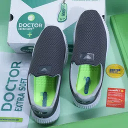 DOCTOR EXTRA SOFT Men Mesh Lightweight Memory Foam Running Shoes-77