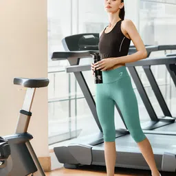 Gymshark Women Solid High-Rise Knee-Length Training Tights-image-10