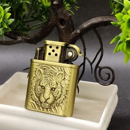 Good Quality Metal Body Tiger Eye Design Wheel Flame Butane Gas Cigarette Pocket Lighter-image-16