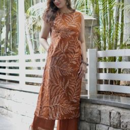Women Viscose Rayon Kurta Palazzo Set-image-13