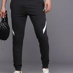 HRX by Hrithik Roshan Men Lifestyle Geometric Printed Terry Joggers-image-30