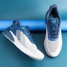Men Sports Shoes with Knitted Upper-image-3