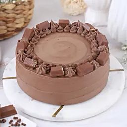 Kit Kat Crunch Cream Cake Half Kg-32